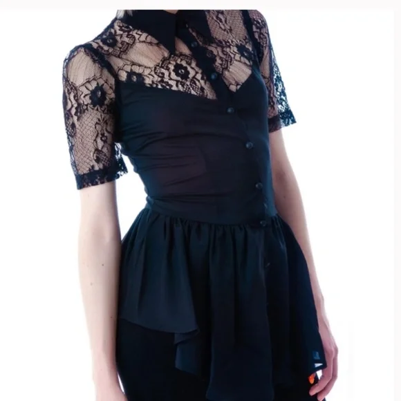 Lip Service Black Steam Lace Cap Sleeve Top - Picture 2 of 6